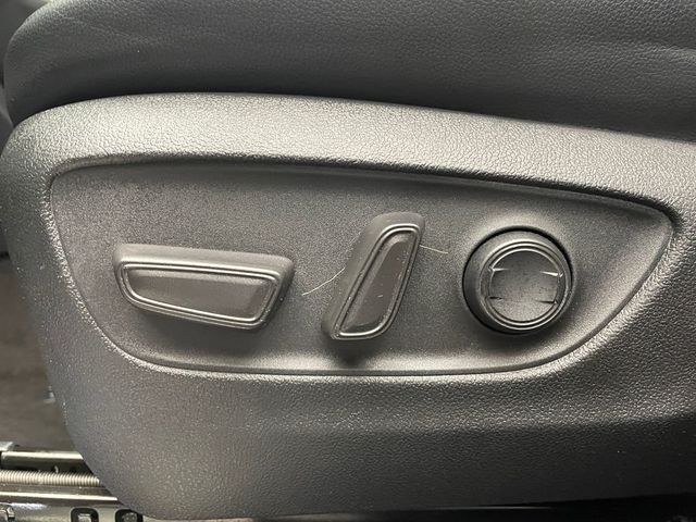 2023 Toyota Highlander XLE AWD - 22942110 - 13