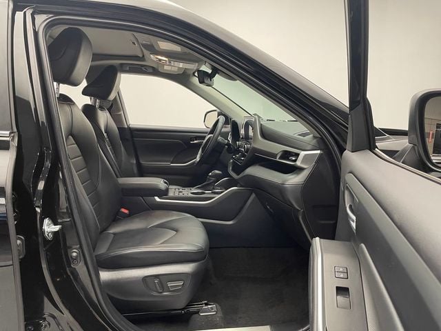2023 Toyota Highlander XLE AWD - 22942110 - 16
