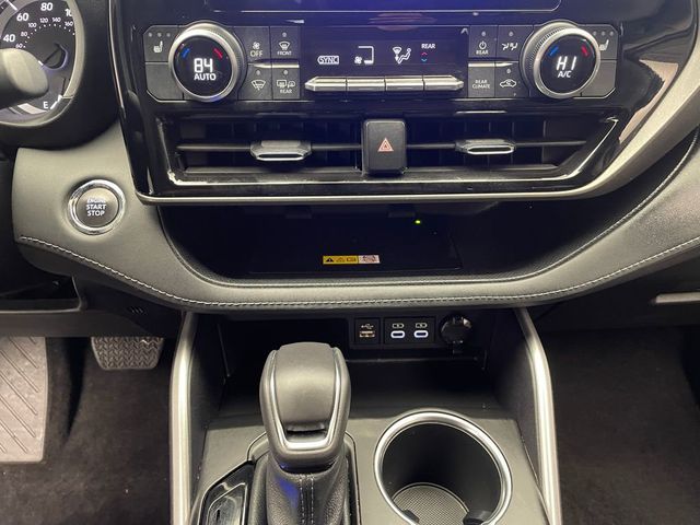 2023 Toyota Highlander XLE AWD - 22942110 - 26