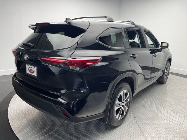 2023 Toyota Highlander XLE AWD - 22942110 - 4