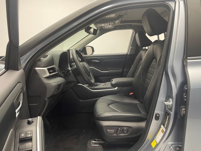 2023 Toyota Highlander XLE AWD - 22942123 - 11