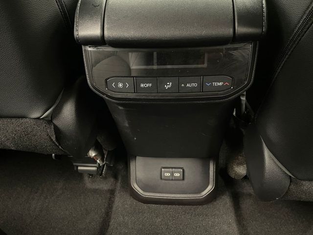 2023 Toyota Highlander XLE AWD - 22942123 - 38
