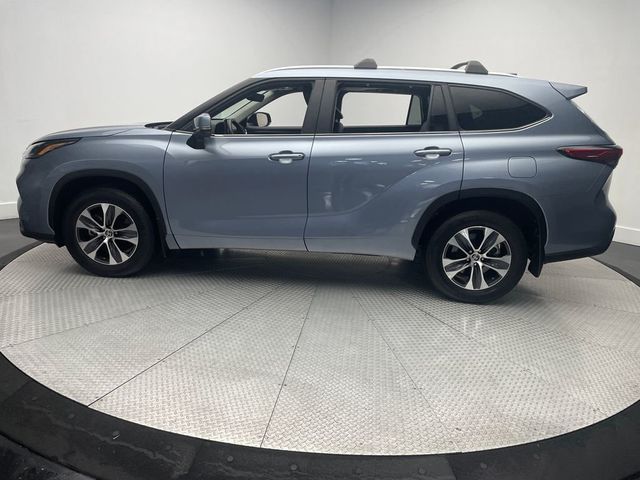 2023 Toyota Highlander XLE AWD - 22942123 - 7