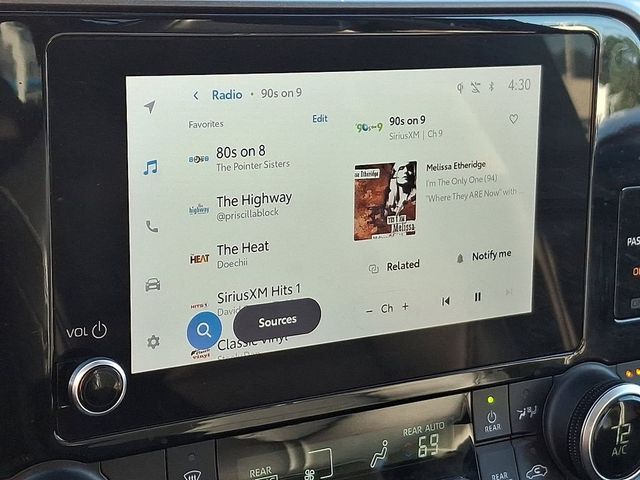 2023 Toyota Highlander XLE AWD - 22955830 - 19