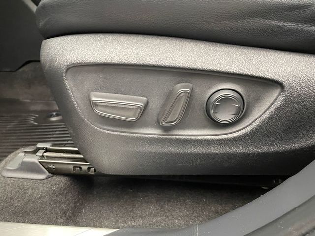 2023 Toyota Highlander XLE AWD - 22983546 - 13