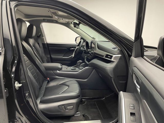 2023 Toyota Highlander XLE AWD - 22983546 - 16