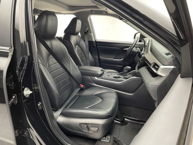 2023 Toyota Highlander XLE AWD - 22983546 - 17