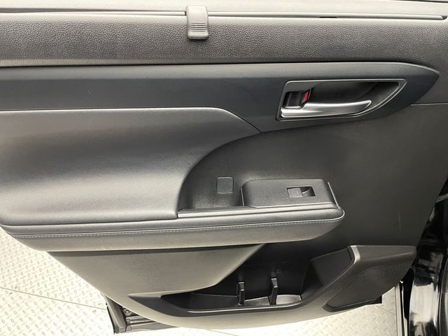 2023 Toyota Highlander XLE AWD - 22983546 - 32