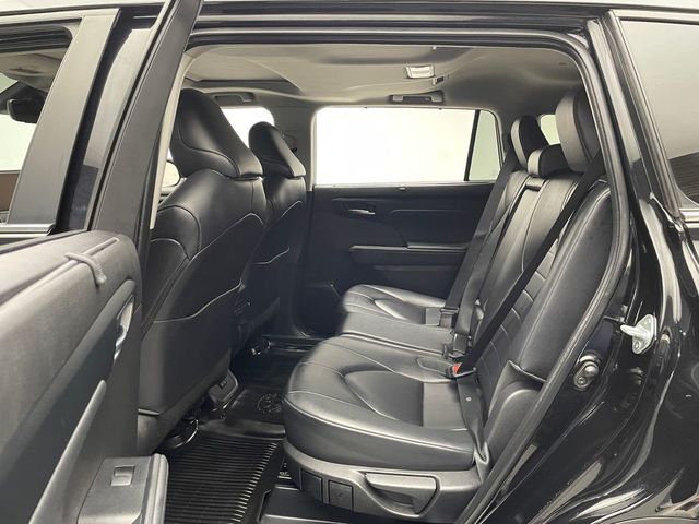 2023 Toyota Highlander XLE AWD - 22983546 - 33