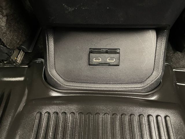 2023 Toyota Highlander XLE AWD - 22983546 - 39