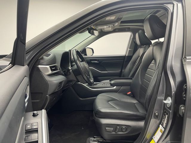 2023 Toyota Highlander XLE AWD - 22992789 - 11
