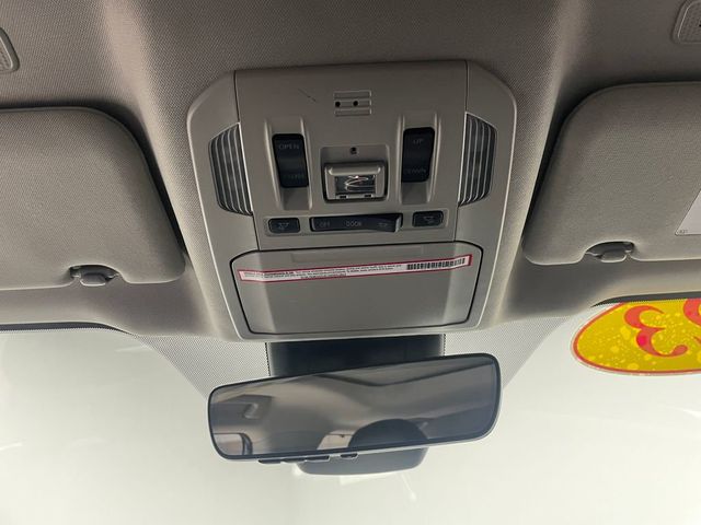 2023 Toyota Highlander XLE AWD - 22992789 - 31