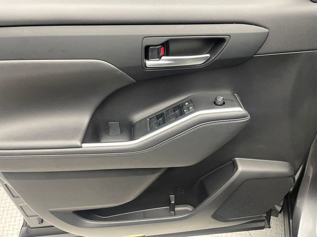 2023 Toyota Highlander XLE AWD - 22992789 - 8
