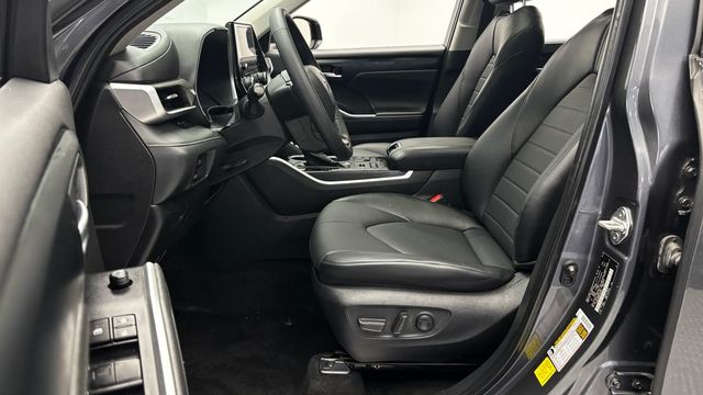 2023 Toyota Highlander XLE AWD - 23037056 - 14