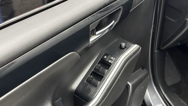 2023 Toyota Highlander XLE AWD - 23037056 - 16