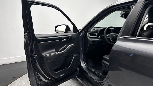 2023 Toyota Highlander XLE AWD - 23037056 - 20
