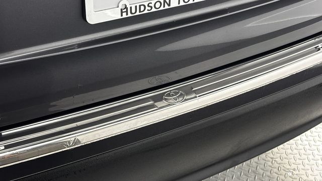 2023 Toyota Highlander XLE AWD - 23037056 - 8