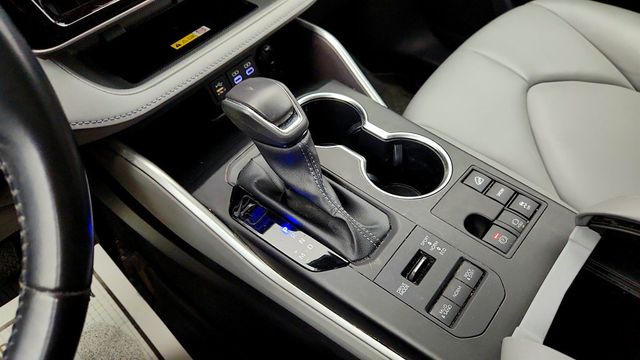 2023 Toyota Highlander XLE AWD - 23014163 - 16