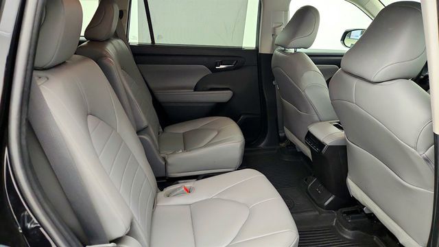 2023 Toyota Highlander XLE AWD - 23014163 - 22