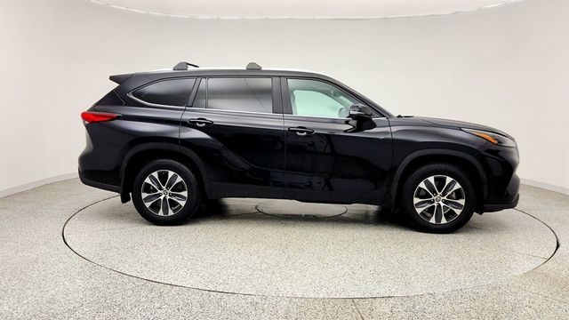 2023 Toyota Highlander XLE AWD - 23014163 - 3