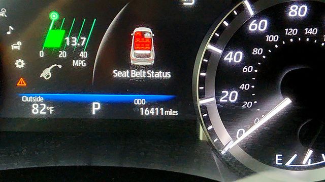 2023 Toyota Highlander XLE AWD w/ Seating for Eight - 23023143 - 15