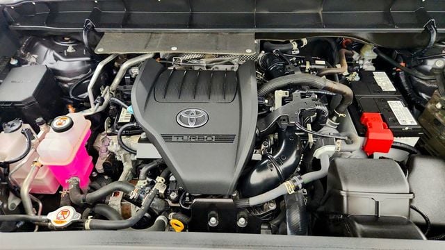 2023 Toyota Highlander XLE AWD w/ Seating for Eight - 23023143 - 25