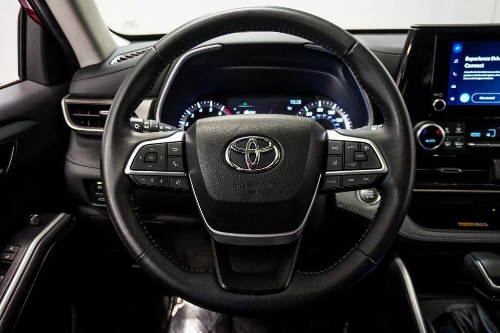 2023 Toyota Highlander XLE photo 15