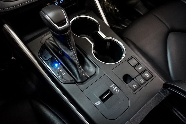 2023 Toyota Highlander XLE FWD - 22924002 - 26