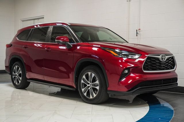 2023 Toyota Highlander XLE FWD - 22924002 - 4