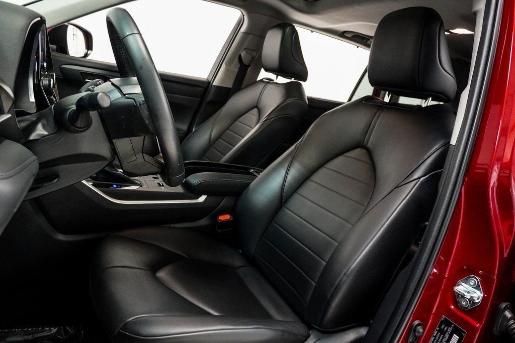2023 Toyota Highlander XLE photo 5