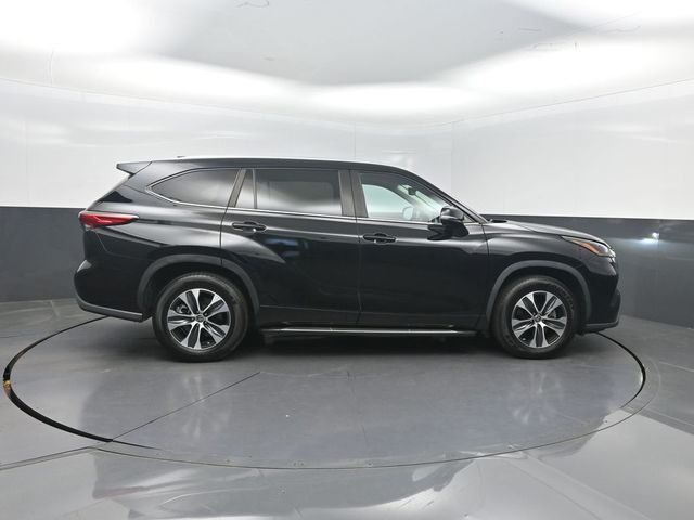 2023 Toyota Highlander XLE FWD - 23046107 - 32