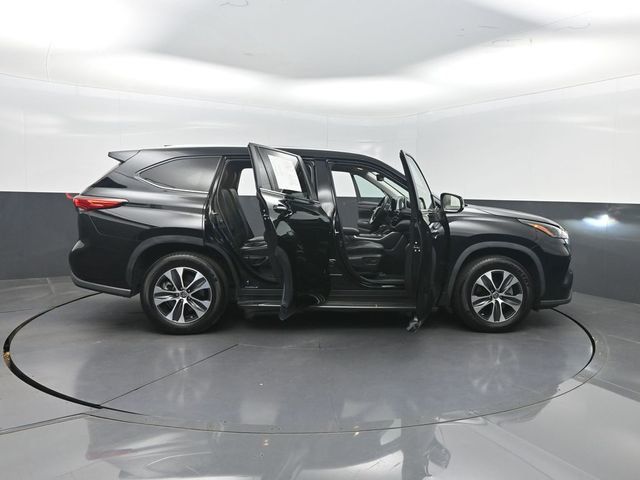 2023 Toyota Highlander XLE FWD - 23046107 - 36