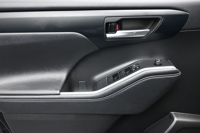 2023 Toyota Highlander XLE FWD - 23046107 - 6