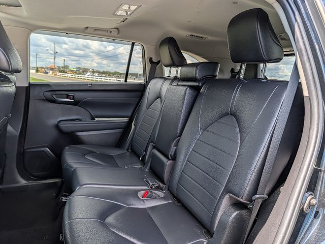 2023 Toyota Highlander XLE FWD - 23011831 - 14