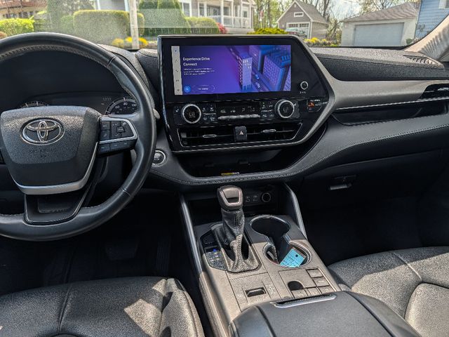 2023 Toyota Highlander XLE FWD - 23011831 - 21