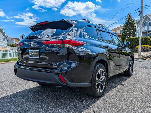 2023 Toyota Highlander XLE FWD - 23011831 - 4