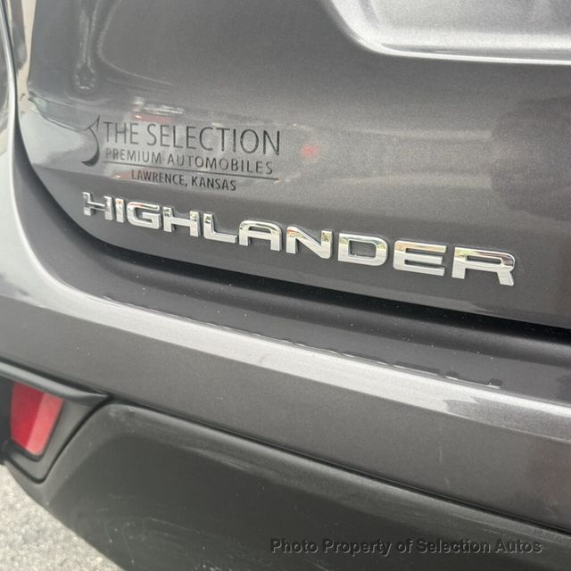2023 Toyota Highlander XLE FWD W/NAVIGATION, PANO-ROOF & ADAPTIVE CRUISE - 23088638 - 14