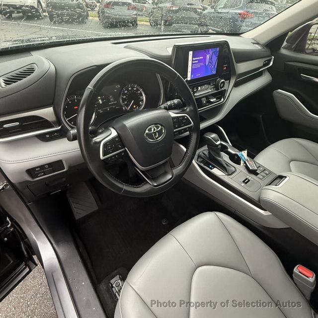2023 Toyota Highlander XLE FWD W/NAVIGATION, PANO-ROOF & ADAPTIVE CRUISE - 23088638 - 23