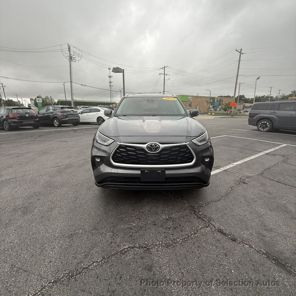 Toyota Highlander photo 4