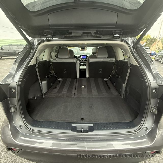 2023 Toyota Highlander XLE FWD W/NAVIGATION, PANO-ROOF & ADAPTIVE CRUISE - 23088638 - 40