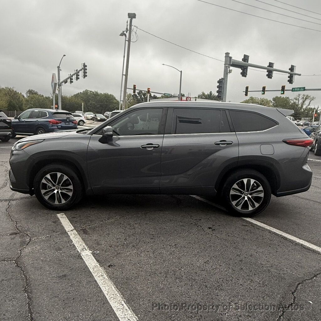 Toyota Highlander photo 9