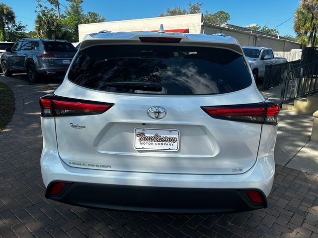2023 Used Toyota Highlander XLE W/ SECOND ROW CAPTAINS CHAIRS, ONLY ...