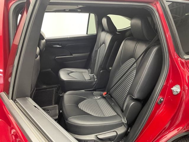 2023 Toyota Highlander XSE AWD - 22951227 - 33