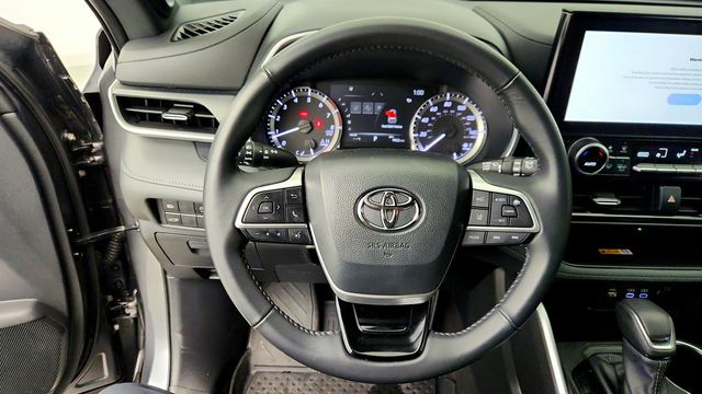 2023 Toyota Highlander XSE AWD w/ 12.3'' Touchscreen & JBL Premium Audio - 23009594 - 13