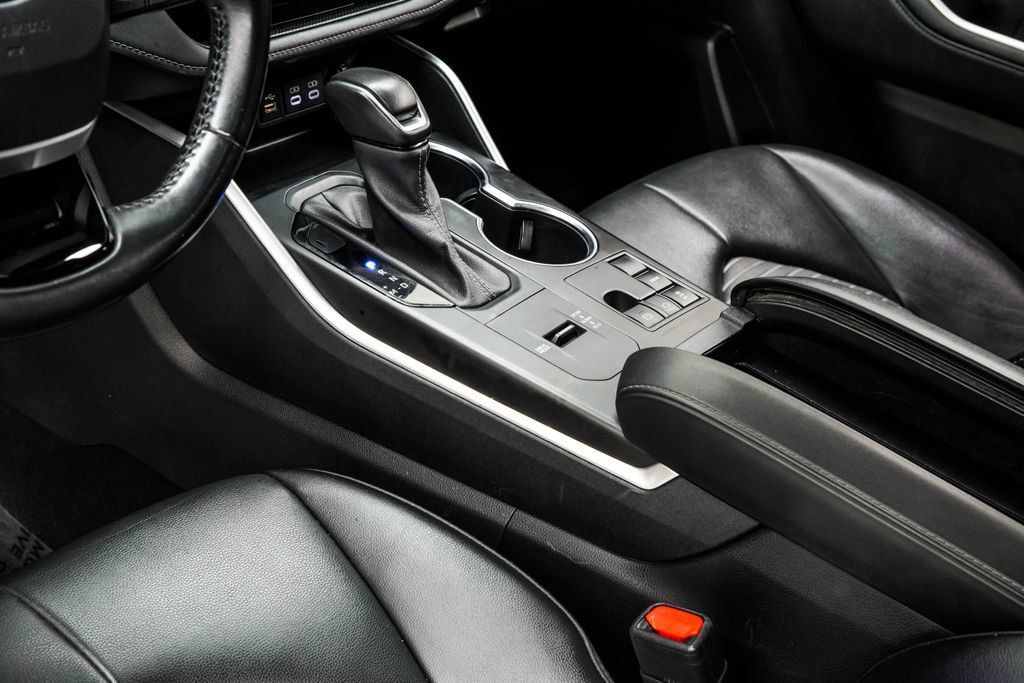 Toyota Highlander photo 21