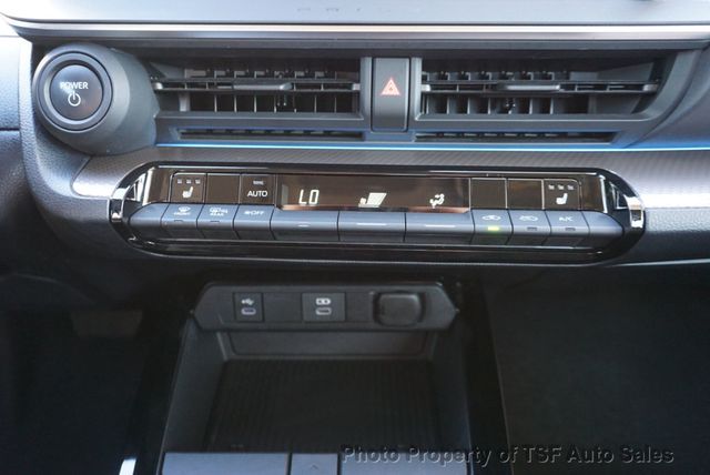 2023 Toyota Prius XLE AWD PANORAMIC ROOF CARPLAY REAR CAM HOT SEATS 12.3" MULTIMED - 23035830 - 31