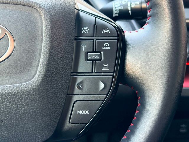 2023 Toyota Prius Prime XSE - 23058656 - 29
