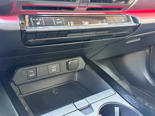 2023 Toyota Prius Prime XSE - 23058656 - 34