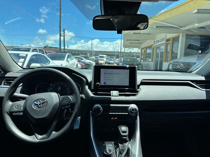 2023 Toyota RAV4 Hybrid LE AWD - 23049138 - 12