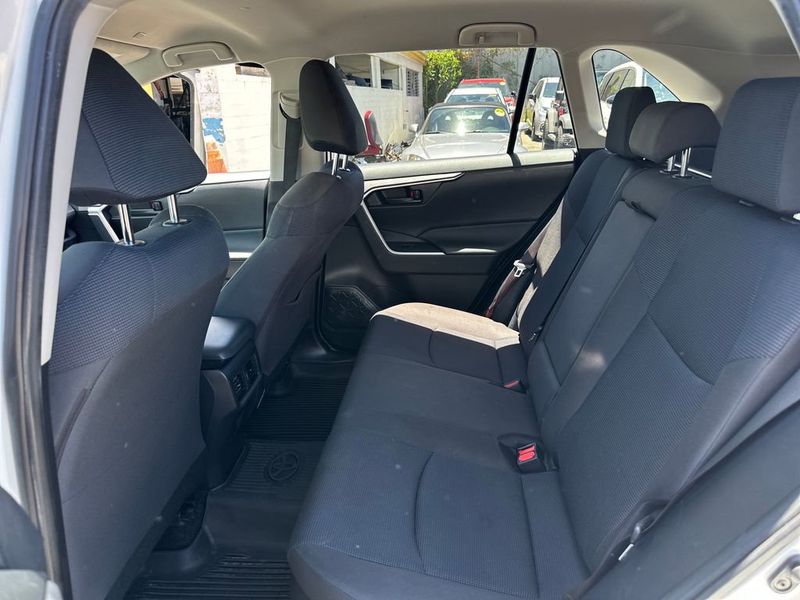 2023 Toyota RAV4 Hybrid LE AWD - 23049138 - 13